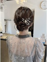 髪屋 紬&nbsp;シニヨンヘア/アップヘア/お呼ばれヘア