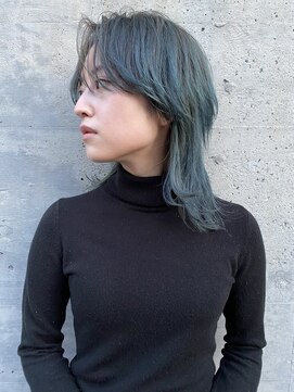 シーカ(siika) ウルフカット/マッシュウルフ/ミディアムレイヤー