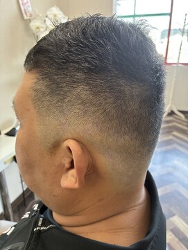 テントウムシヘアー(TENTOUMUSHI HAIR) フェードカット