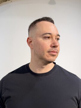 クオンヒール 淀屋橋店(QUON HEAL) スキンフェード/フェザーアップ/バーバー/フェードカット△