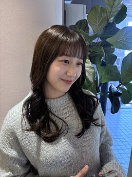 柔らかグレージュ