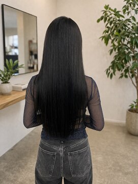 アミエ(AMIE) 《straight hair × glossy color》