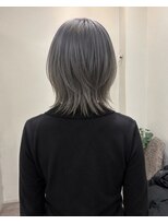 ロッカヘアエジェ(ROCCA hair eje.) ホワイトグレージュレイヤー