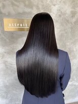 アトレ 福岡大名店(attrait)&nbsp;ツヤ感たっぷりのロングブラウン×レイヤーカット
