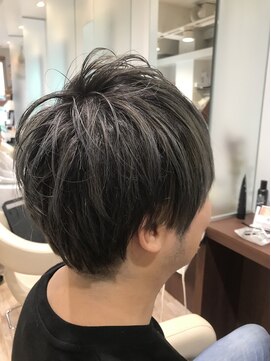 リプルヘアー ウエスト(ripple hair west) モノトーンアッシュ、2ブロック