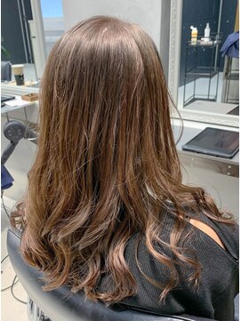 テトヘアー(teto hair) ベージュ、ブリーチカラー、ミルクティベージュ