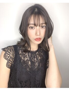 レア 中野(Le'a) Le'a TATSUYA【艶くびれミディ】