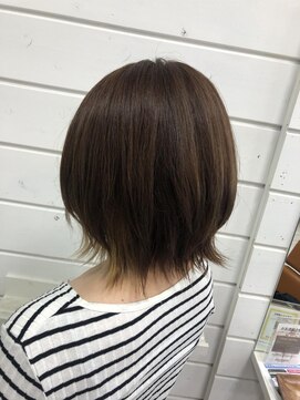 テラス ヘアアンドボタニカル(terrace) ウルフスタイル/インナーカラー/20代30代40代/姪浜