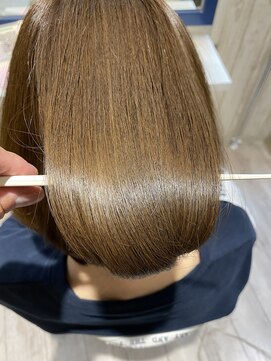 シャルマン 六町(CHARMANT) 水素トリートメント×カラーカット