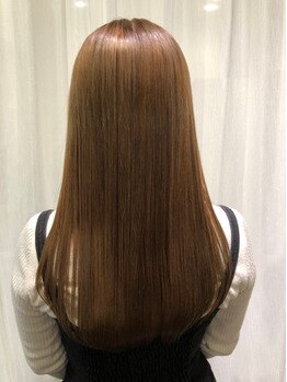 ビューティーアンドバーバー ボンド(beauty&barber Bond)の写真/【髪質改善酸性ストレート】うねり・くせ毛対策にも◎指通りなめらかな質感を大事にした仕上がりに♪