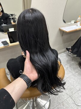 シカ 神戸三宮元町店(Cica) 神戸　三ノ宮　元町　髪質改善　 透明感カラー