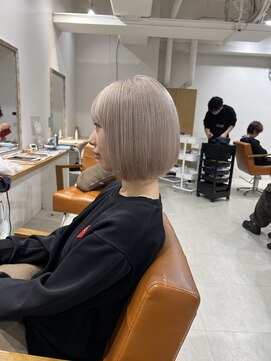 ネイロ 錦糸町(NeiRo) 魅力倍増カールセミディシアーカラーダークアッシュショートヘア