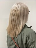 レイヤーカット　ケアブリーチ　プラチナ　ブロンド　ブリーチ