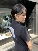 カットインナーカラーショートまとまりくせ毛多毛