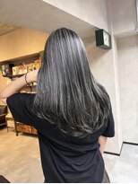 サニー 渋谷(SUNNY)&nbsp;バレイヤージュ、ハイライト、レイヤーロング、グレーベージュ