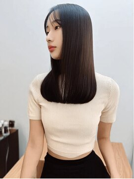 ヘア アトリエ ヴィヴァーチェ(hair atelier Vivace) ウルフボブミディアムヘアカラー外ハネボブグレージュヘアカラー