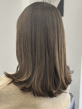 シベルバレー 横浜(sibell) *ミディアムレイヤーカット顔周りレイヤーウルフハッシュカット