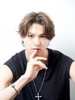 アルファ 新宿(alpha)&nbsp;フェザーパーマ/ブルーブラック/刈り上げセンターパート[新宿]