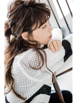 ケアシンサイバシ(CARE shinsaibashi) ルーズポニー