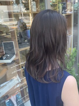 ネオリーブ アンド 渋谷店(Neolive &) 大人レイヤーグレージュ