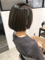 ビヨウシツ ポスタ&nbsp;柔らかグレージュ　正木ゆかり