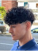 立川外国人風スペインカール刈り上げフェードメンズパーマ強め