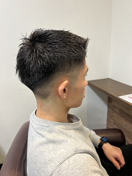 アモンド(Amonde) 刈り上げベリーショート