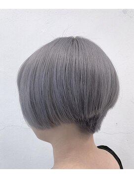 ココ 本八幡(KOKO) 黒髪クラゲヘアーオリーブグレー小顔ココアベージュショート