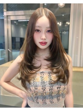 リリー(Lilley) レイヤーカット/ハイレイヤー/福岡天神美容室