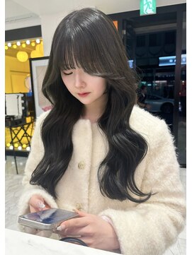 アマンドール(Aman D'or) 透けるオリーブグレージュでぷるんと艶髪に♪