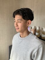 トリコ(ToricO) 刈り上げセンターパート ニュアンスサーフ ショートへア