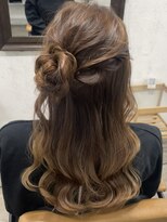 プライズ アイリス 池袋東口店(prize Iris)&nbsp;ハーフアップ/おだんご/巻きおろし／池袋