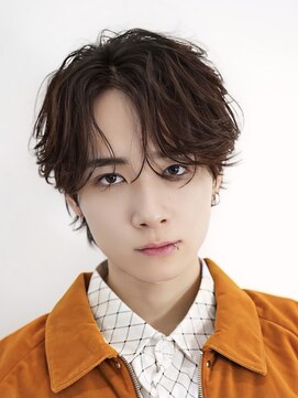 オーシャントーキョーウエスト 心斎橋 (OCEAN TOKYO WEST) ニュアンス毛流れフェザーショートセンターパートウルフ