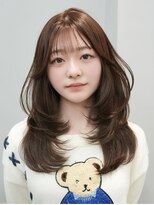 クム(kumu)&nbsp;レイヤーカット/韓国ヘア/顔まわり/ワンカール/くびれ巻き