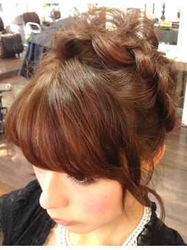 コキュット(cocute) 編み込みルーズUP