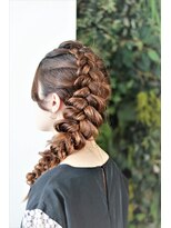 インデペンデンス(independence)&nbsp;◆愛され×小顔×サイドアレンジ◆