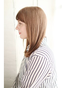 シュシュット(chouchoute) 吉祥寺3分/透明感セクションカラー外ハネボブペールベージュ/056