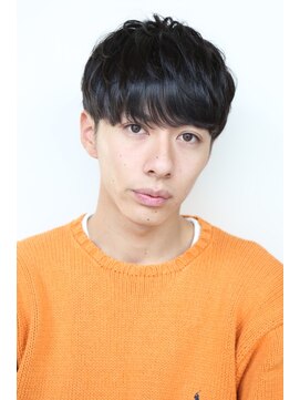 ラクシア(LUXIA) タイトな丸みのメンズショート