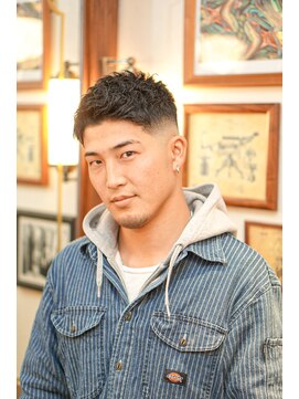 バーバーショップ ダリー(BARBERSHOP DALIE) 爽やかメンズショートスキンフェードアップバング