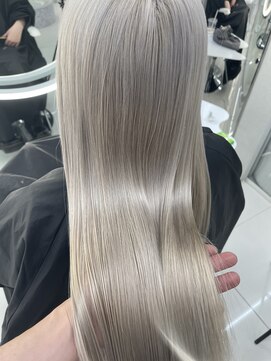 ガガ 心斎橋(GAGA) 韓国/ハイトーンカラー/ワンホンヘア/レイヤーカット/髪質改善