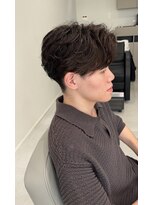 ホワイト(WHITE)&nbsp;ニュアンスフェザーパーマ