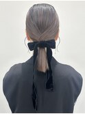 say.ホワイトグレージュミニウルフチェリーブラウンヘアアレンジ