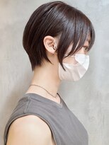 エリマ 横浜西口(elima)&nbsp;横浜西口顔周りレイヤーカットくびれヘア切りっぱなしボブ30代