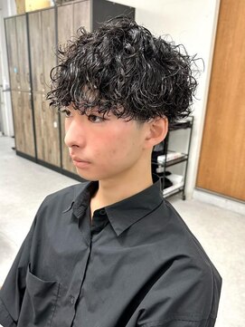 ワンズ リー 下北沢店(ONE's ly) センターパート波巻きパーマニュアンスパーマ