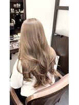 ヘアーアンドエステ サニープレイス(Hair&Esthe Sunny Place)&nbsp;全体ブリーチ×ミルクティーベージュ