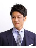 30代40代短髪ツーブロックアップバング黒髪束感モテ髪ビジネス