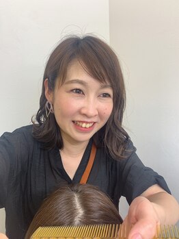 アシュレ 富沢店(Hair&Make assur'e A&A)の写真/女性スタイリストのみ★ひとりのスタイリストが丁寧に仕上げまで担当＊気軽に相談できる雰囲気が◎。