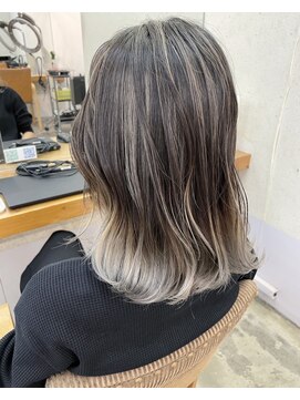 キサイ バズ(kisai BUZZ) kisaiBUZZ＊西川史浩　ホワイトバレイヤージュ