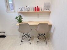 ルミエール(Lumiere)の雰囲気(白を基調とした店内♪)