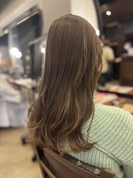 アングゥギャラリー(ungu GALLERY) モカベージュ